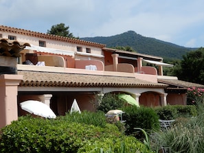 Exterior - Apartments: 2 cabin rooms on the ground floor for 2/6 people (Le Lavandou)