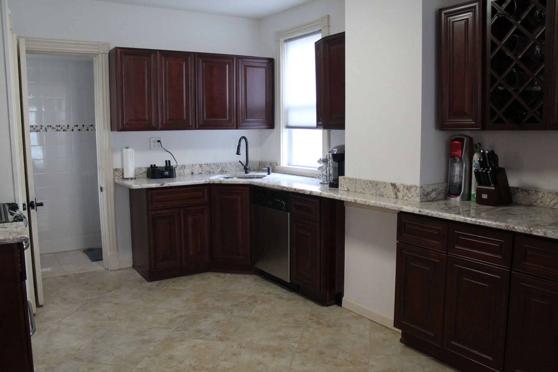5min Walk to Asbury Park Beach! 4BR 2BA with Parking! 