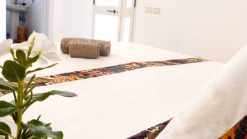 3 chambres, fer et planche à repasser, lit parapluie, Wi-Fi gratuit