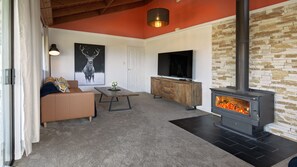 Living room - Peak View House (East Jindabyne)