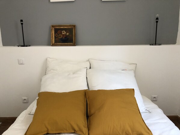 1 bedroom, iron/ironing board, WiFi, bed sheets - Fabre museum, charming apartment, free parking...! (Montpellier)