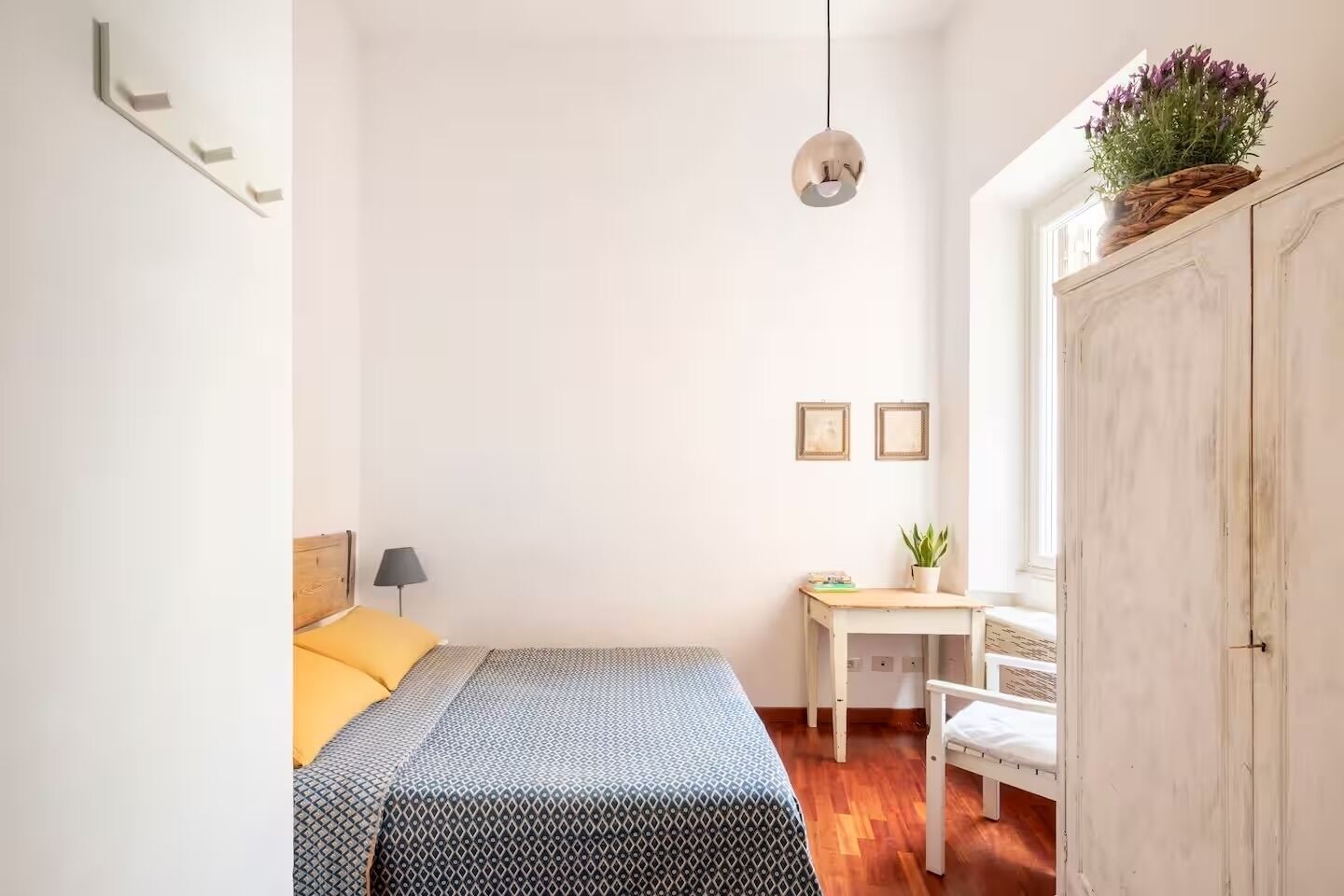 1 Schlafzimmer, Schreibtisch, Bügeleisen/Bügelbrett, kostenloses WLAN