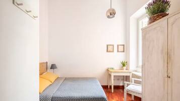 1 Schlafzimmer, Schreibtisch, Bügeleisen/Bügelbrett, kostenloses WLAN