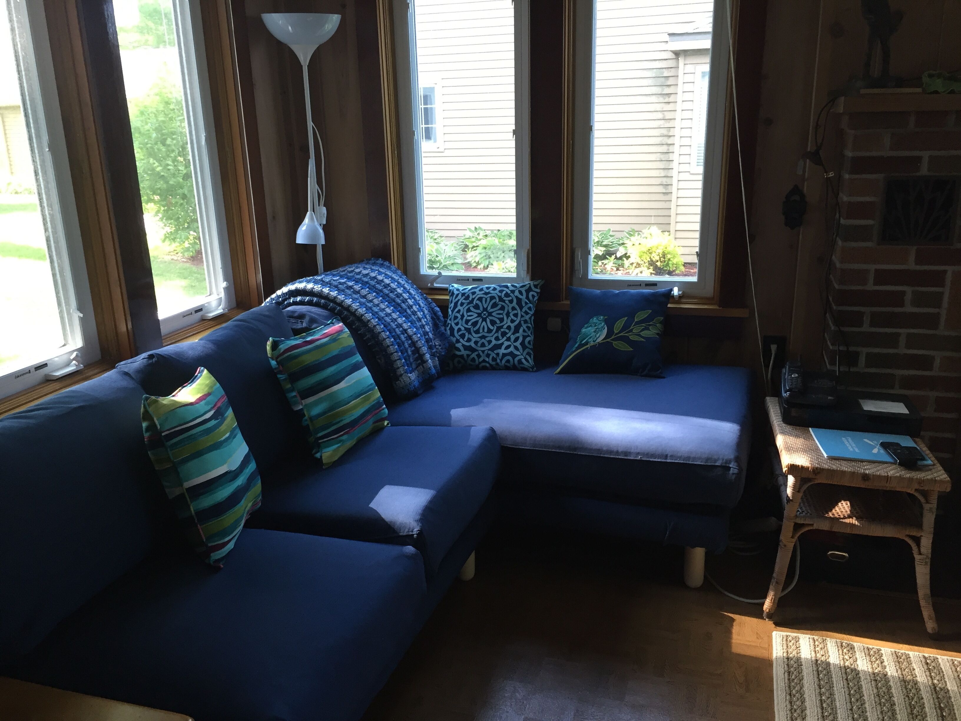 5 Bedroom/1.5 Bath Lake Front On East Shore Lake Syracuse Sleeps Up To 12