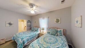 2 chambres, fer et planche à repasser, Wi-Fi gratuit, draps fournis