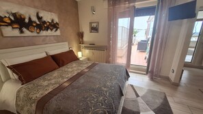 1 chambre, coffres-forts dans les chambres, fer et planche à repasser
