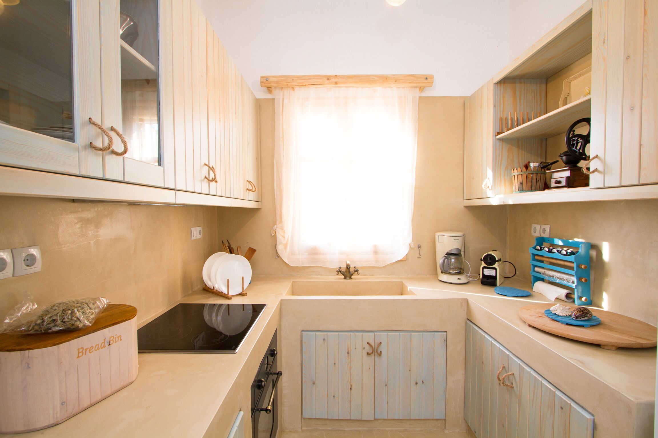 Mera Beachfront House - Seafront - Sea, sun and nature at its best!