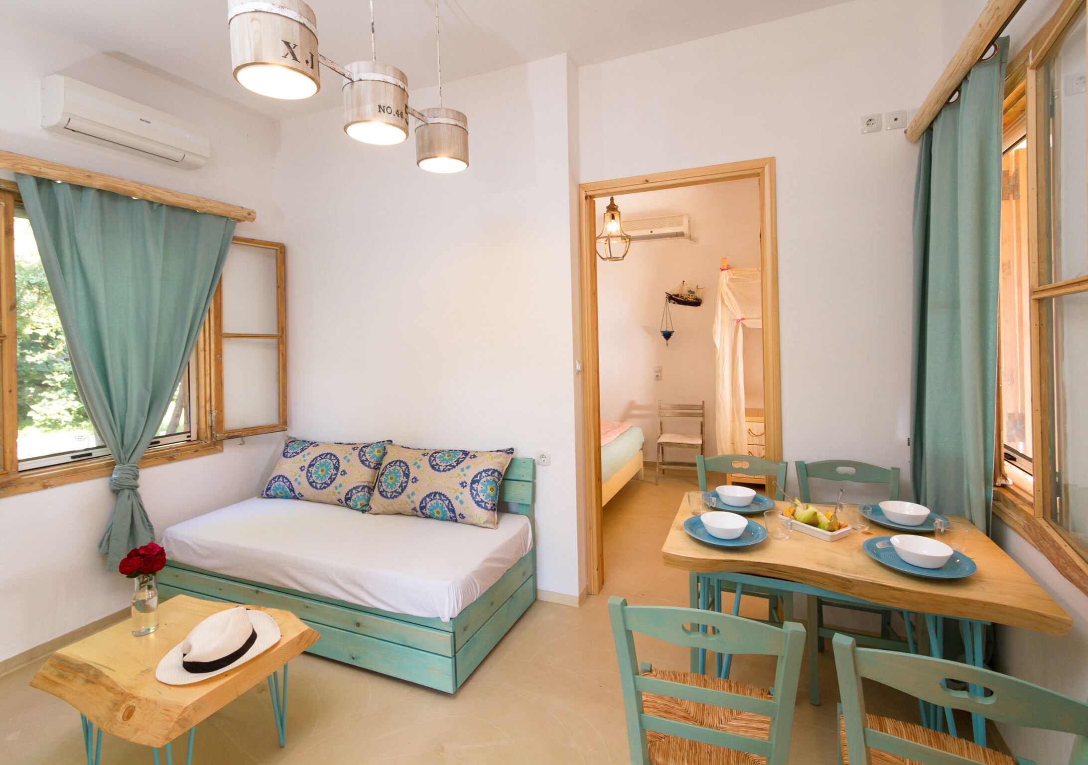 Mera Beachfront House - Seafront - Sea, sun and nature at its best!