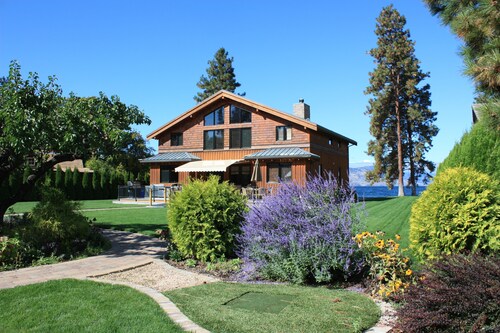 Beautiful Lakefront Property in Naramata, British Columbia, Canada