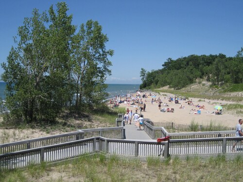 Fisherman's Dream Location By Salmon River! Lake Ontario Sandy Beaches! 