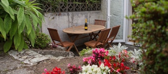 Large House - Sea Views, near Uni Campus & Beaches