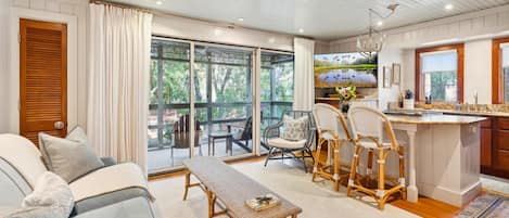 Tv, dvd-afspiller, bøger