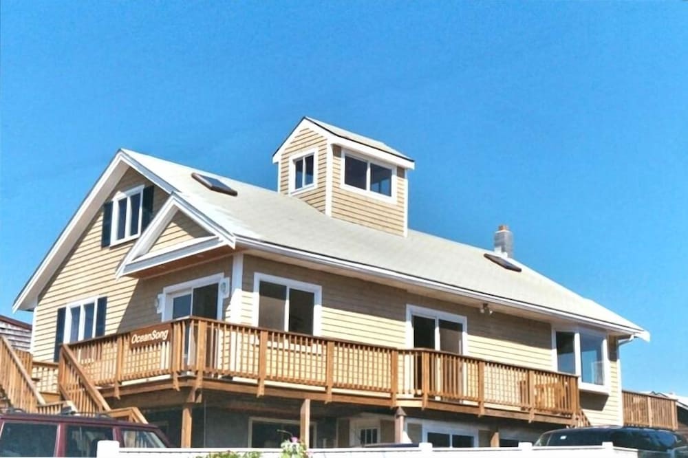 Oceansong on Plum Island