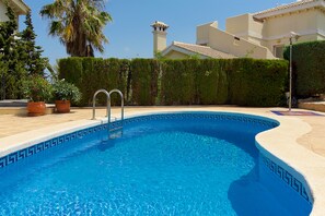 Piscine extérieure