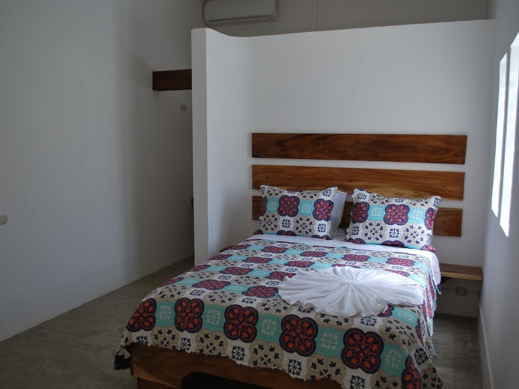 Playa San Juanillo Garden Unit 09