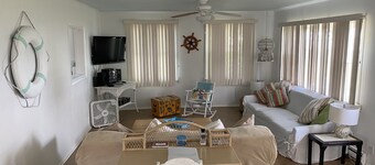 Hamptons Nord - Cottage sereine sur le magnifique lac Ontario