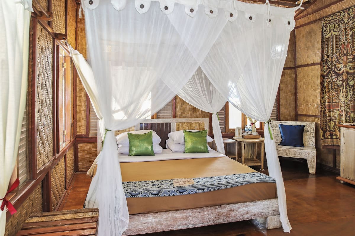 Kamar Double | Meja kerja, Wi-Fi gratis, dan seprai linen