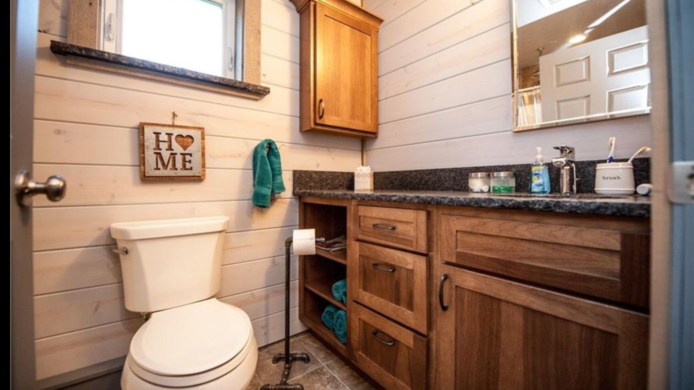 Secluded luxury cabin minutes from Salt Fork