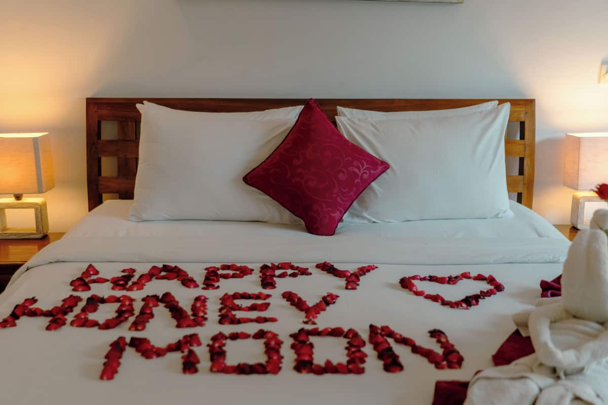 Vila, 1 kamar tidur, pemandangan kolam renang | Brankas, tirai kedap cahaya, setrika/meja setrika, dan Wi-Fi gratis