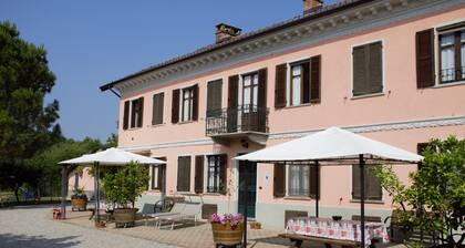 HOUSE IN THE COUNTRYSIDE IN THE HEART OF THE QUIET MONFERRATOIN