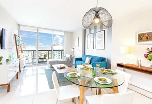 Interior - MVR-Corner Unit w Epic Views (Miami)