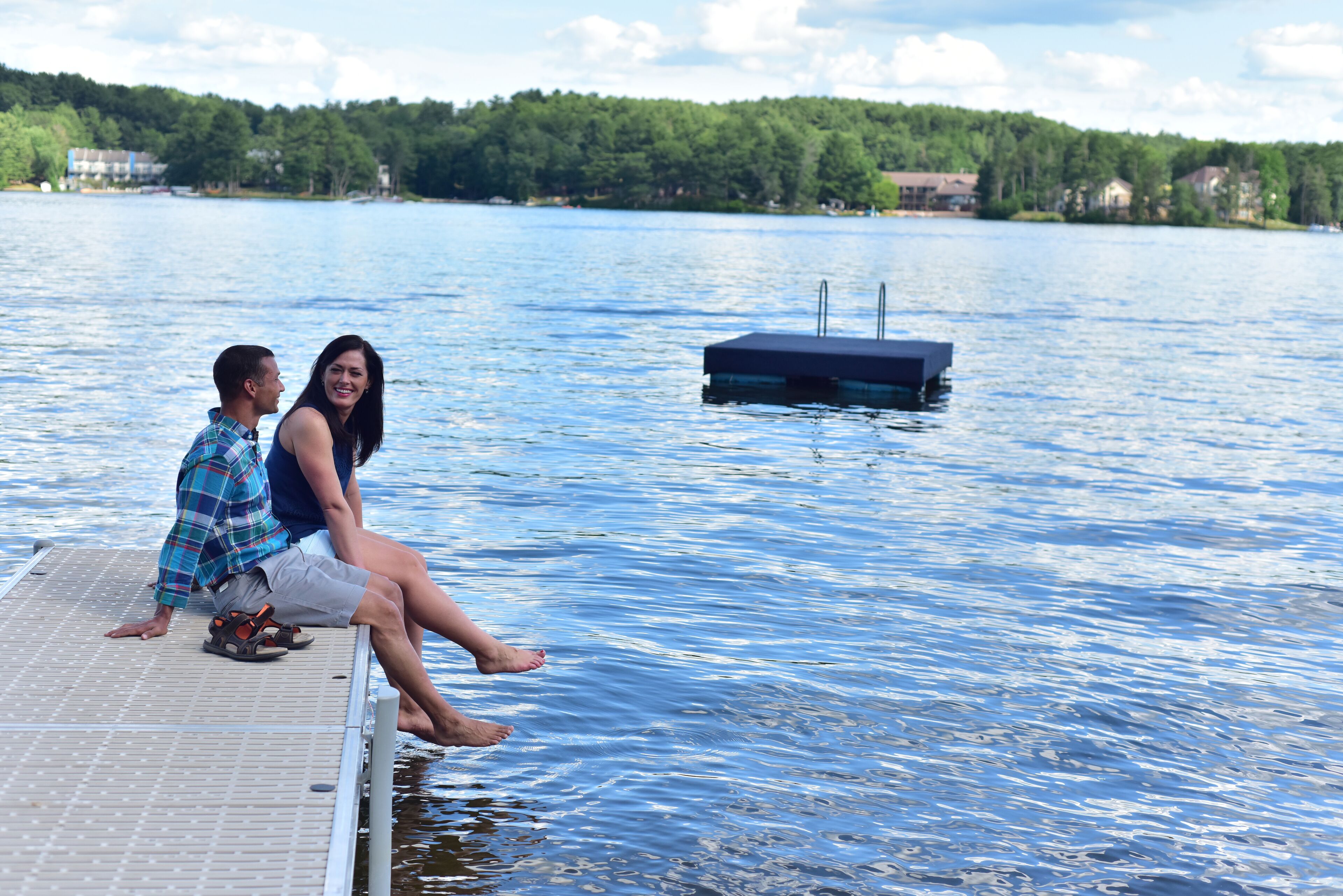 Rare 8 person 2 bathroom unit in heart of Wisconsin Dells