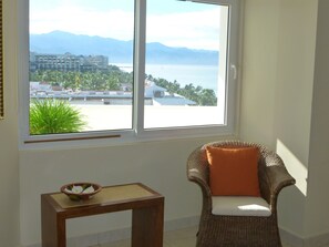 Interior - FABULOUS VILLA MAGNA 4 BEDROOM CONDO - ENJOY HOTEL AMENITITIES (Nuevo Vallarta)