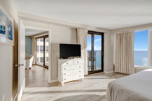 2 bedrooms, free Internet, bed sheets - "High-Rise Harmony: West-Facing 17th-Floor 2-Bedroom Condo in Beachside Two with Gulf Views!" at Sandestin Golf and Beach Resort! (Destin)