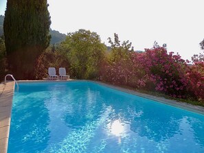 Piscine extérieure
