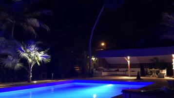 Indoor pool, outdoor pool