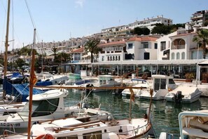 Marina