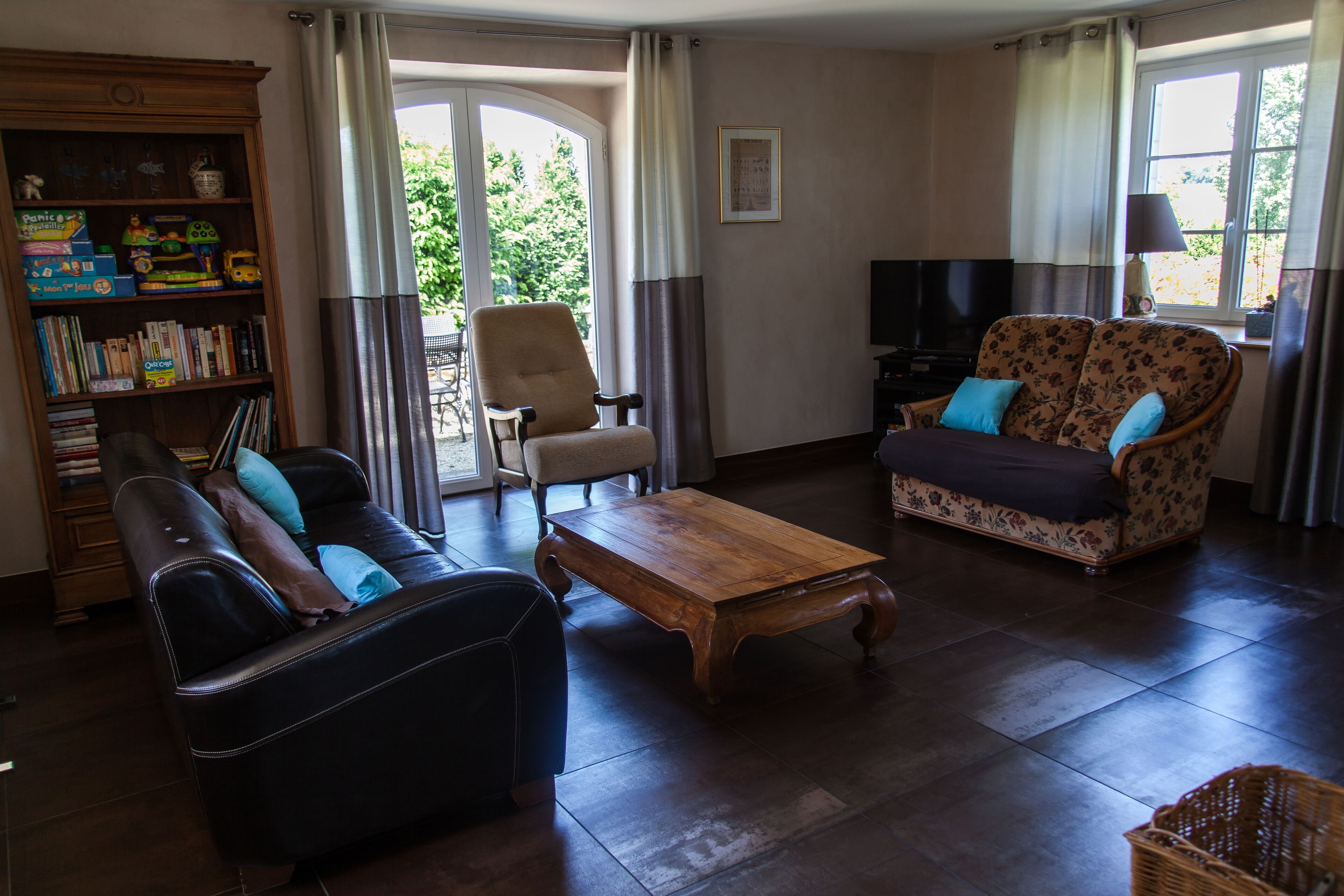 D-Day Beaches, Old Chapel of  Château d'Argouges, with hot tub, near Bayeux