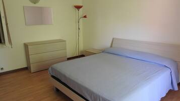 2 camere, ferro/asse da stiro, Wi-Fi, lenzuola