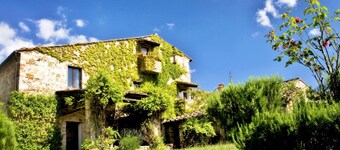 Beautiful apartment in Chianti on organic farm with pool and 360° sunset views
