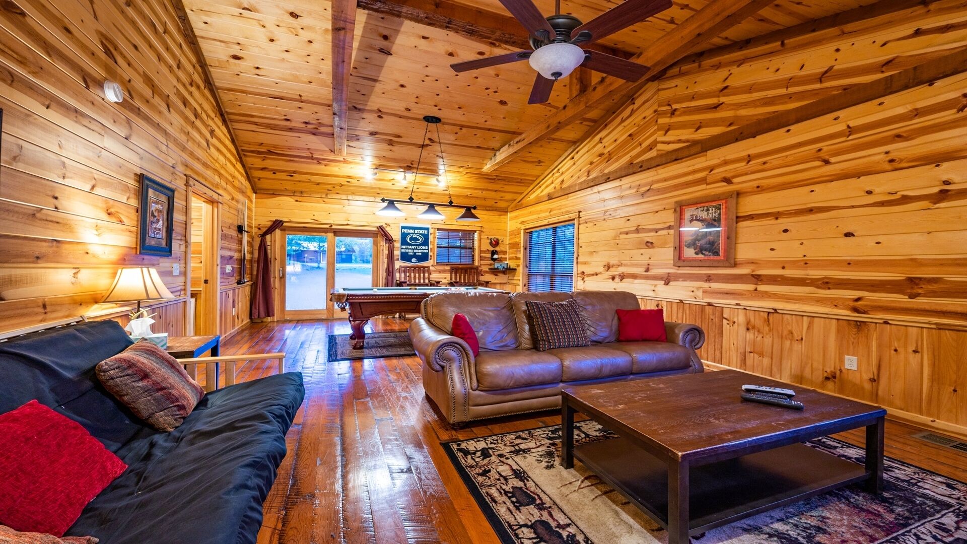 Timber Rock Lodge-Grand, Pool Table , Large Kit./Great Room, Outdoor Areas, ADA