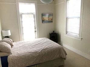 1 chambre, fer et planche à repasser, Wi-Fi gratuit, draps fournis