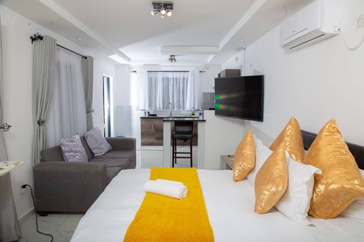 Premium bedding, down duvets, Select Comfort beds, desk