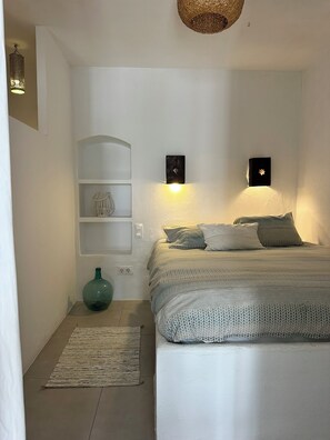 1 chambre, fer et planche à repasser, lit parapluie, Wi-Fi gratuit