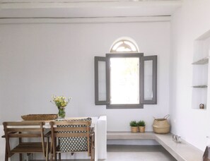 Dining - The perfect vacations house with sea view (Tinos)