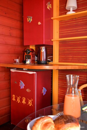 Comfort Bungalow, Hot Tub, Lagoon View | Room amenity - Poz Lagon (Saint-Paul)