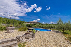 Outdoor pool - Rustic holiday house HARMONIE private pool and large garden (Brusići)