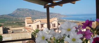 STUDIO AVEC TERRASSE VUE MER - 2 personnes (tout compris)