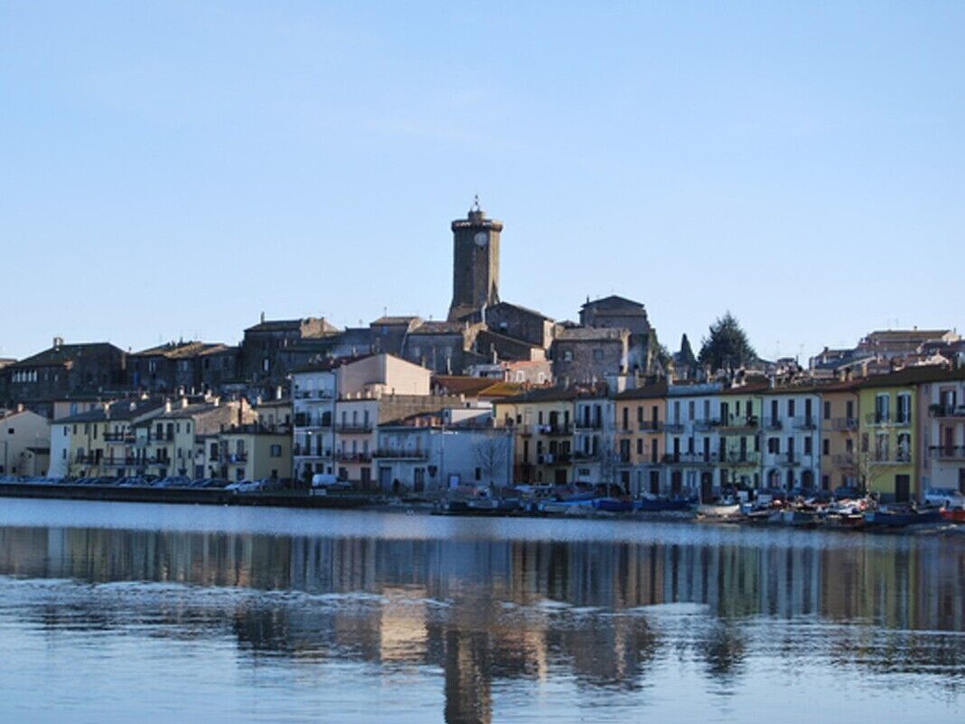 LAKE APARTMENT - CIVICO 10