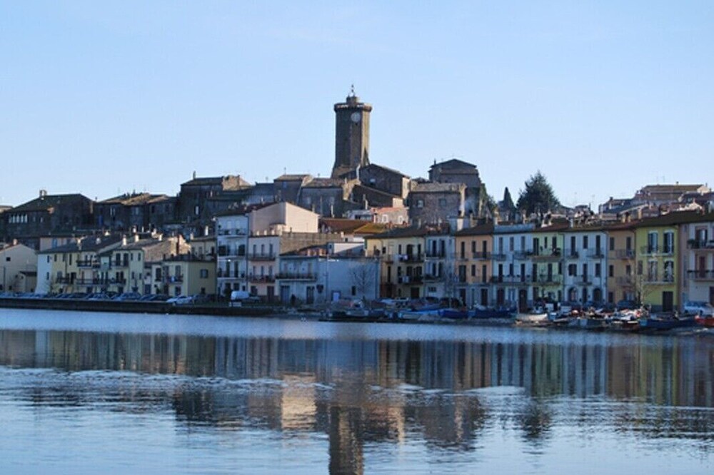 LAKE APARTMENT - CIVICO 10