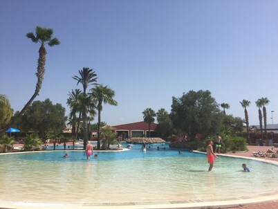 Casa Mediterranéo ; prime location near the coast; private pool peace and quiet!