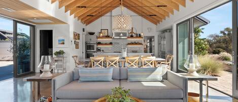 TV connectée, cheminée