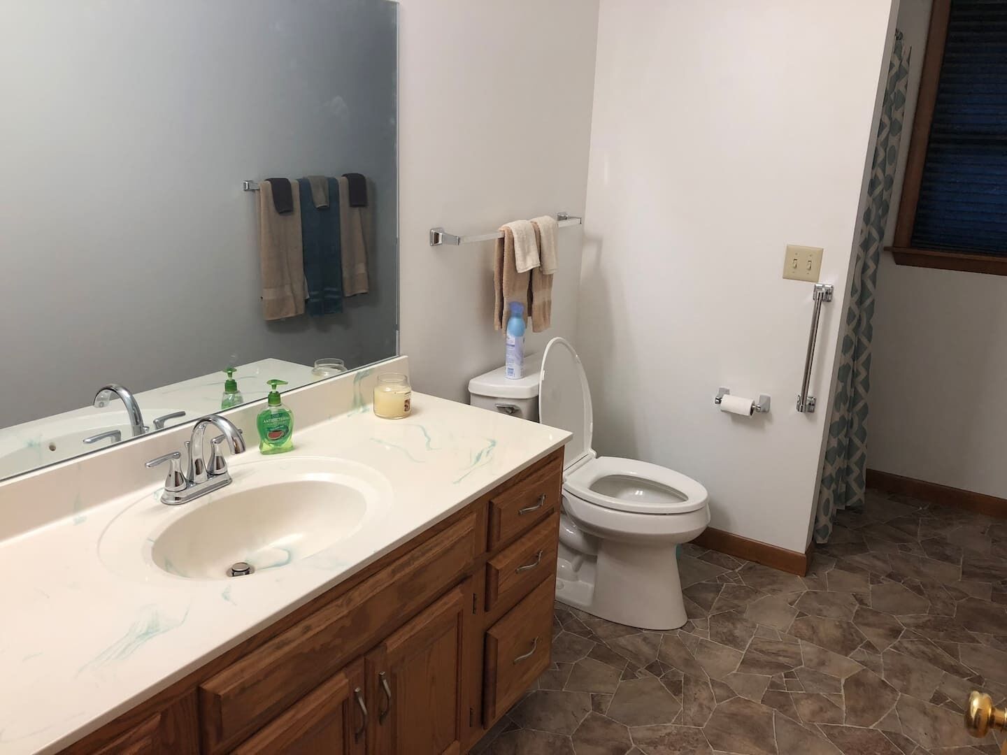 Harvest Hill -- Fredericksburg Home with a View