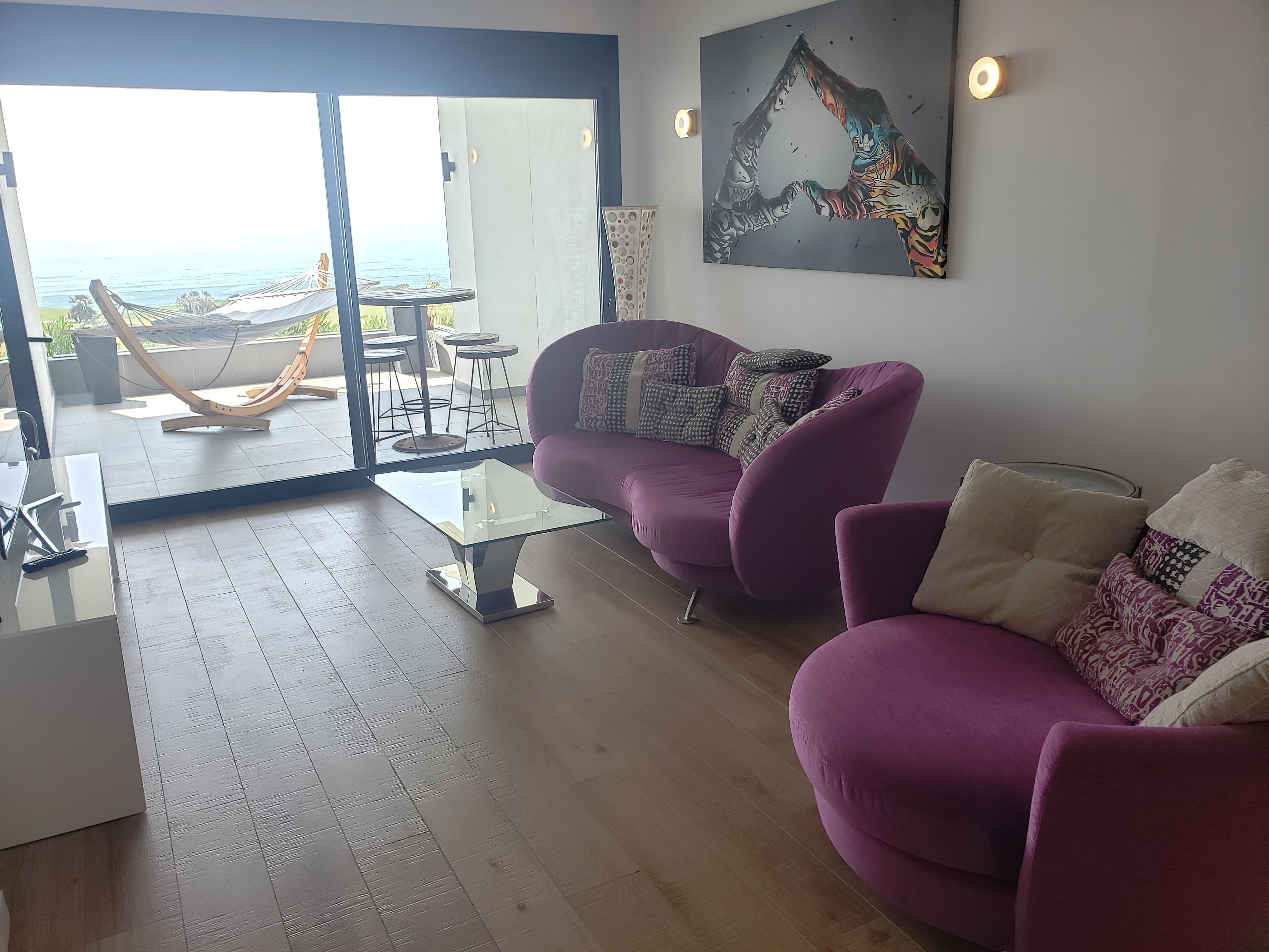 New front line beach/Golf with views of Gibraltar and Africa.