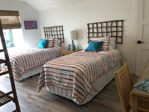 5 bedrooms, free WiFi, bed sheets