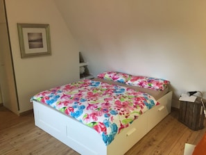 1 bedroom, iron/ironing board, free WiFi, bed sheets - Top! Lovingly furnished apartment in Hamburg, Apartment AIr 1. OG (Hamburg)